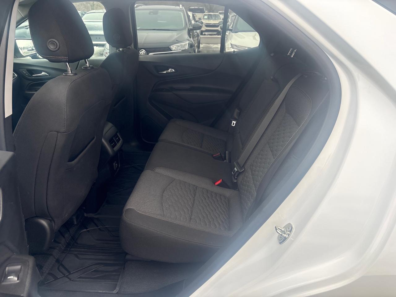 2021 Chevrolet Equinox 1LT AWD + Heated Seats + Power Seat + 1 Owner Photo