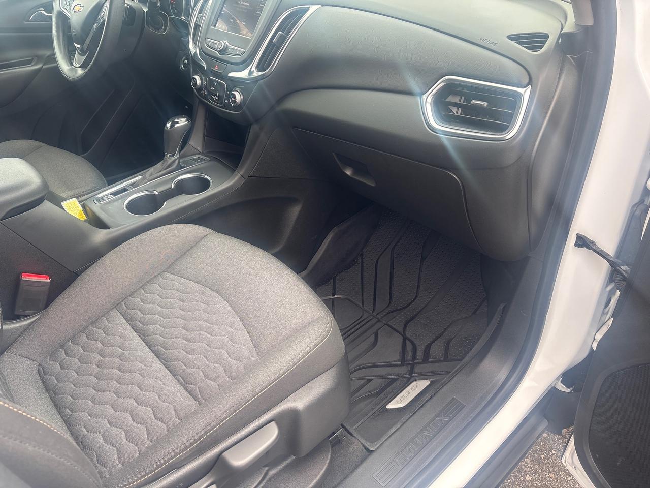 2021 Chevrolet Equinox 1LT AWD + Heated Seats + Power Seat + 1 Owner Photo