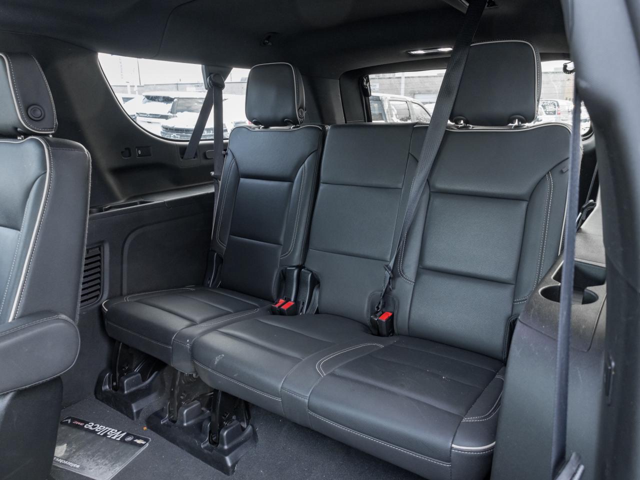 2023 GMC Yukon XL 4WD 4dr SLT Photo