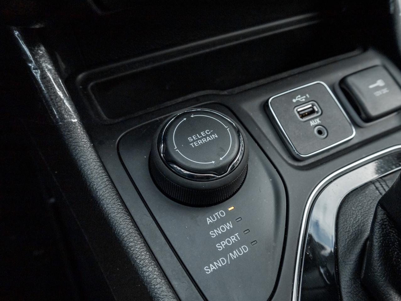 2022 Jeep Cherokee Trailhawk 4X4 Photo