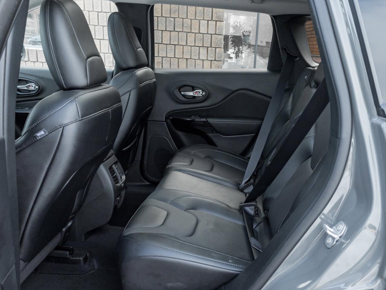 2022 Jeep Cherokee Trailhawk 4X4 Photo