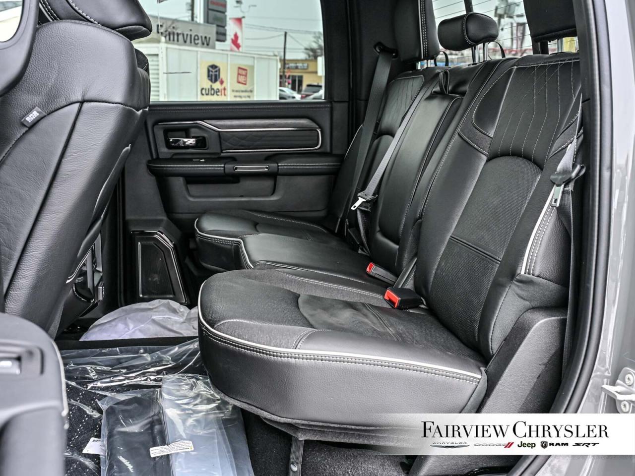 2026 RAM 2500 Limited 5TH WHEEL   SUNROOF   REAR AUTO LEVELLING Photo