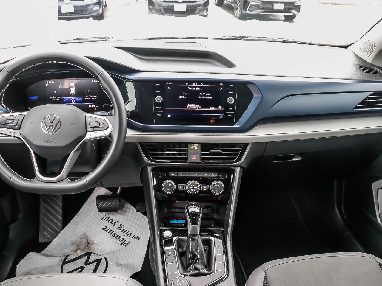 2024 Volkswagen Taos Comfortline 4Motion Photo