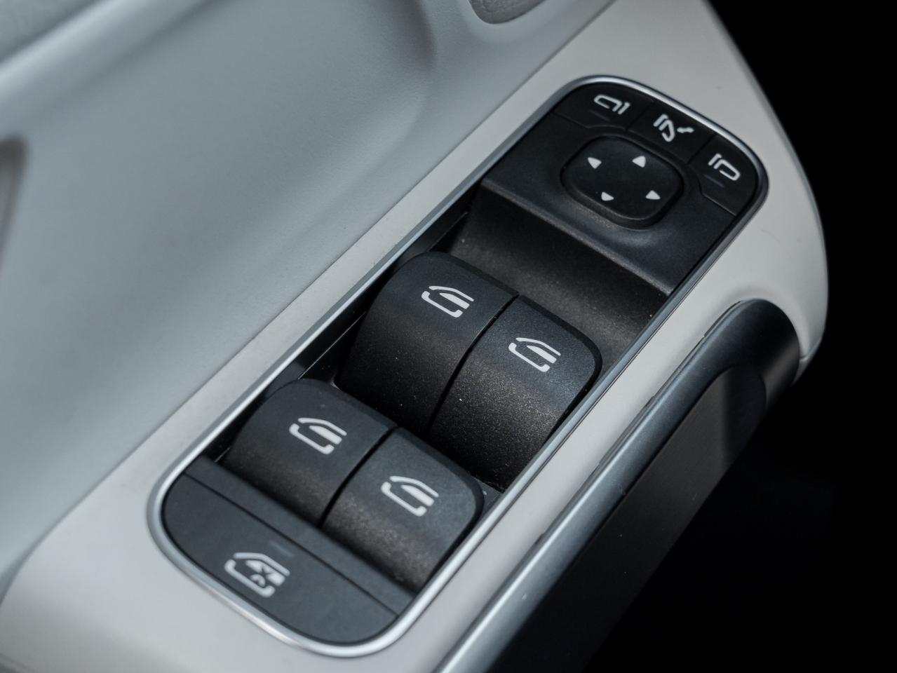 2020 Mercedes-Benz GLB GLB 250 4MATIC SUV  ONE OWNER  TRADE IN  LOW KM Photo