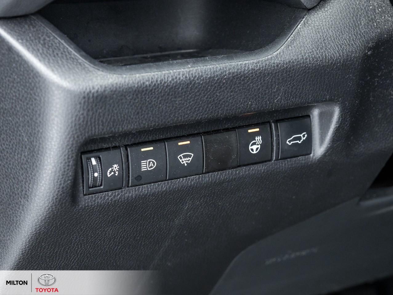 2021 Toyota RAV4 Hybrid XSE TECHNOLOGY AWD LEATHER SUNROOF CARPLAY JBL SOU Photo