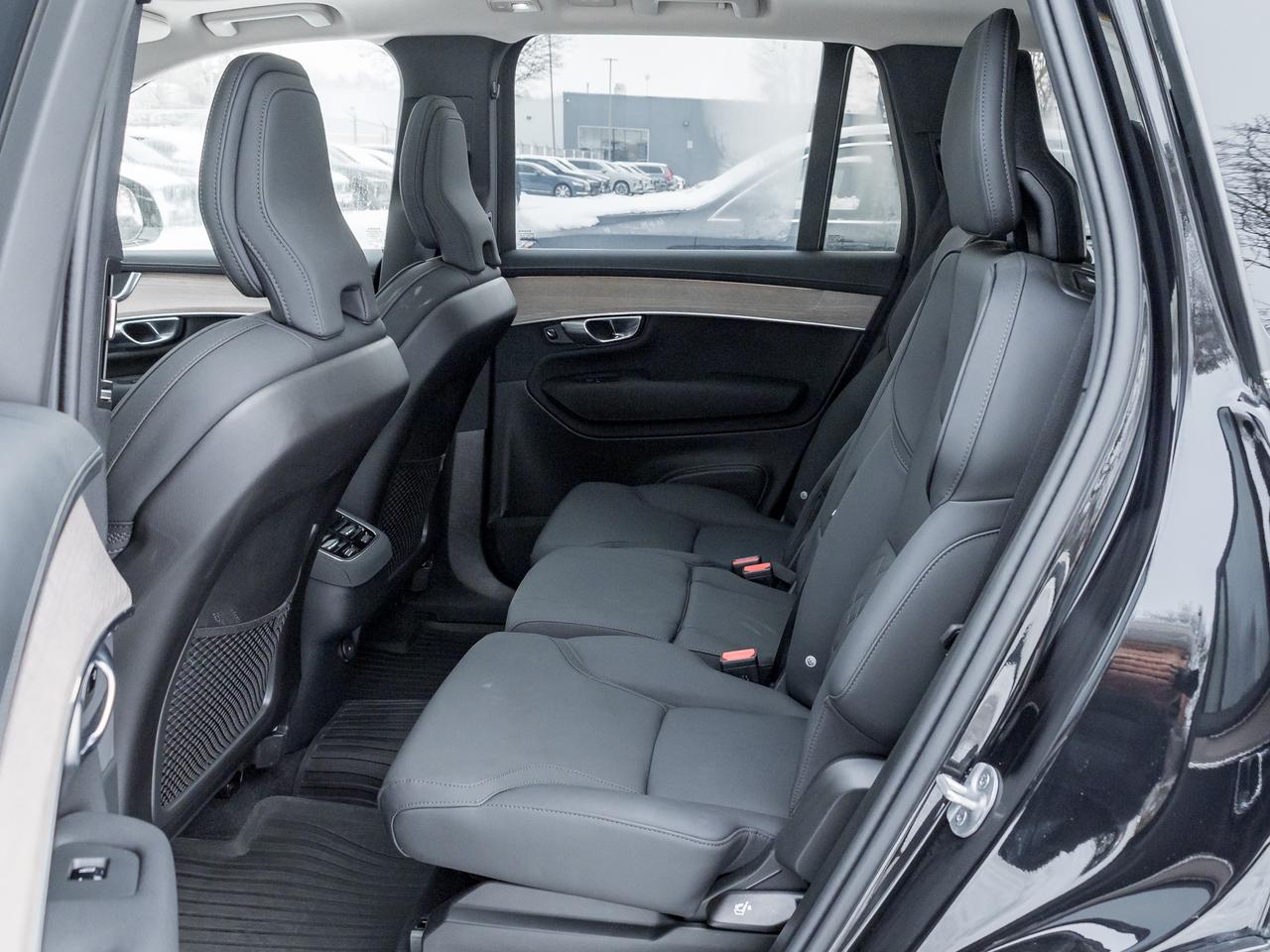 2025 Volvo XC90 2025.5 B6 AWD Plus  LOW KM  NEARLY NEW Photo