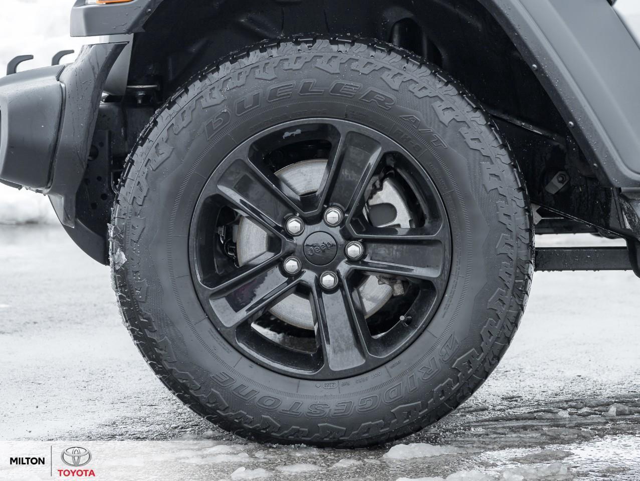 2022 Jeep WRANGLER UNLIMITED HEATED STEERING HEATED SEATS BLACK RIMS TOW HITCH Photo