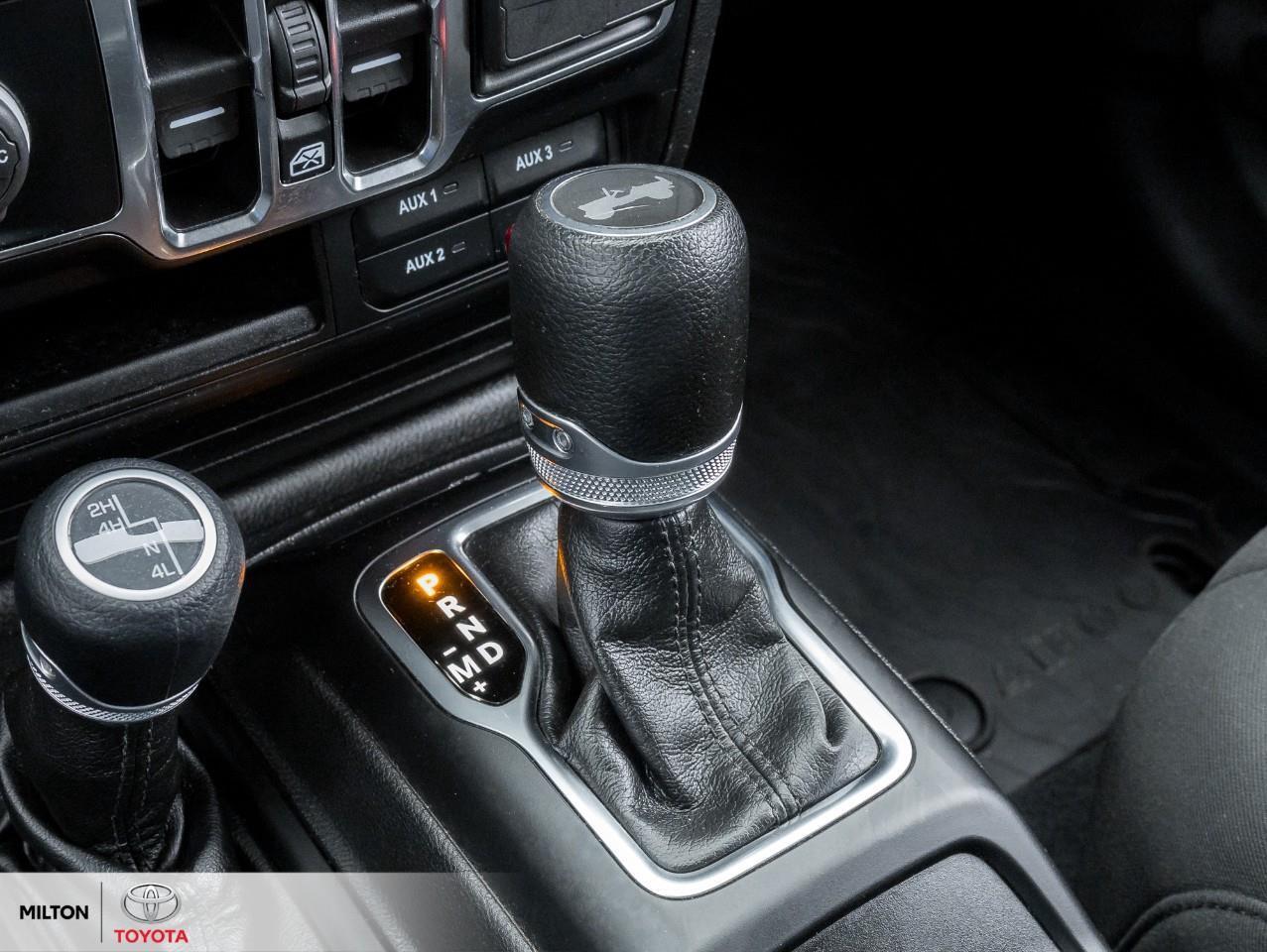 2022 Jeep WRANGLER UNLIMITED HEATED STEERING HEATED SEATS BLACK RIMS TOW HITCH Photo