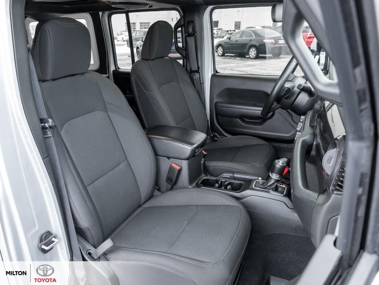 2022 Jeep WRANGLER UNLIMITED HEATED STEERING HEATED SEATS BLACK RIMS TOW HITCH Photo