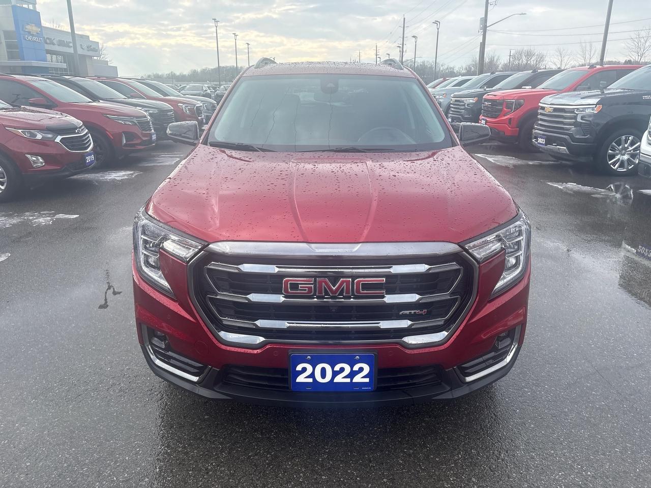 2022 GMC Terrain AT4 AWD + Tech Pkg + Safety Plus Pkg *CLEARANCE* Photo1