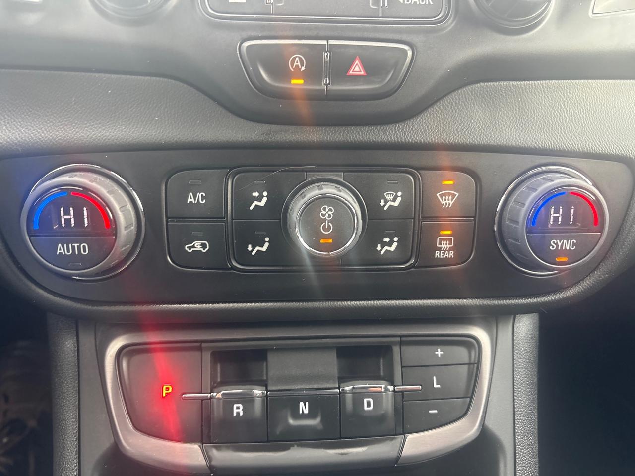 2022 GMC Terrain AT4 AWD + Tech Pkg + Safety Plus Pkg *CLEARANCE* Photo