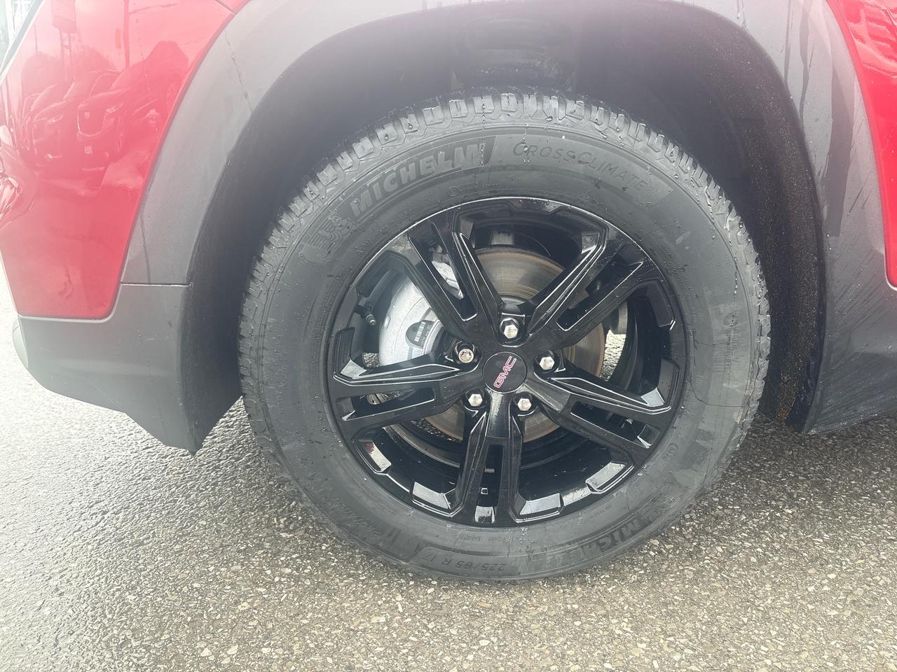 2022 GMC Terrain AT4 AWD + Tech Pkg + Safety Plus Pkg *CLEARANCE* Photo