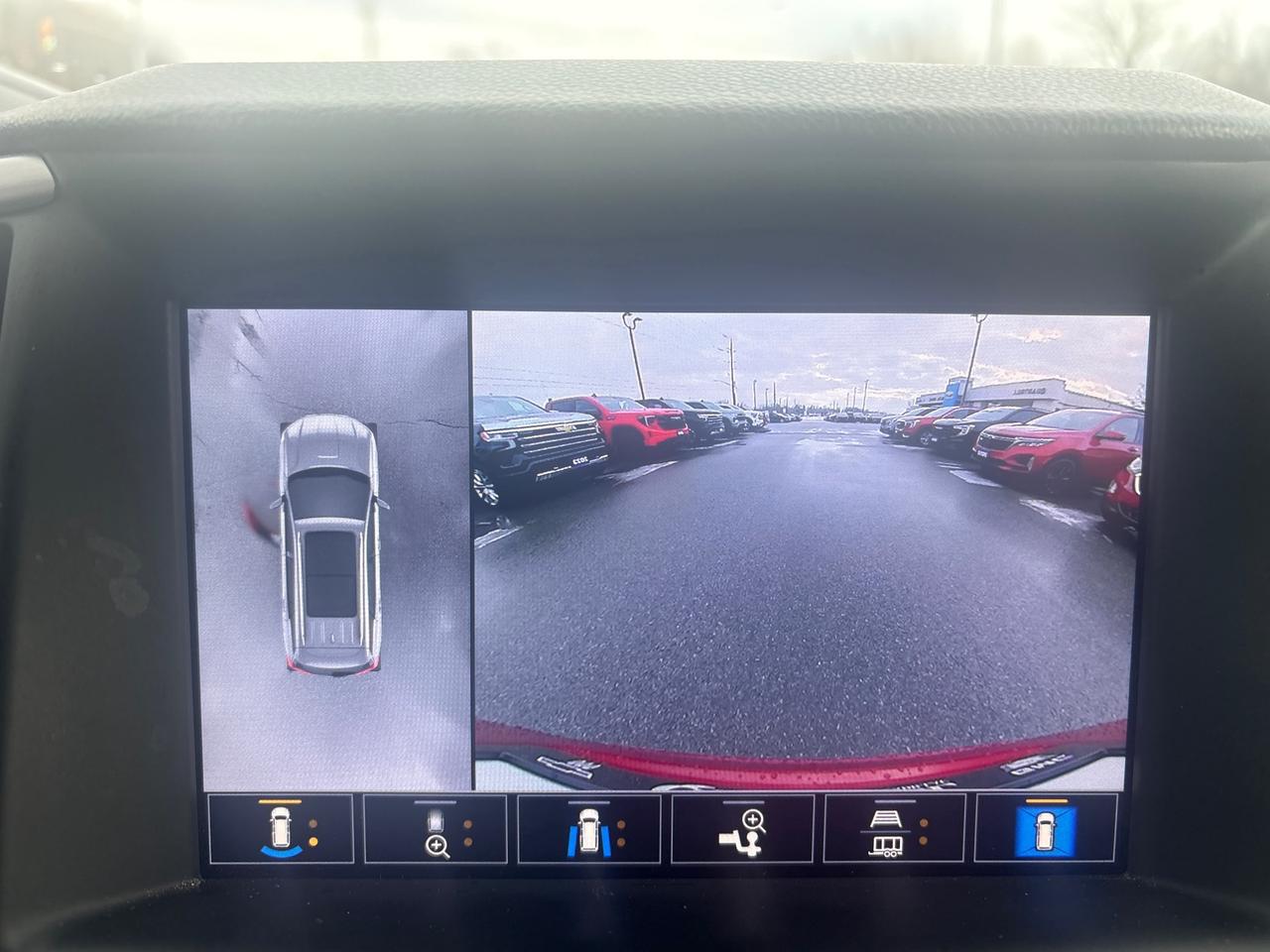 2022 GMC Terrain AT4 AWD + Tech Pkg + Safety Plus Pkg *CLEARANCE* Photo