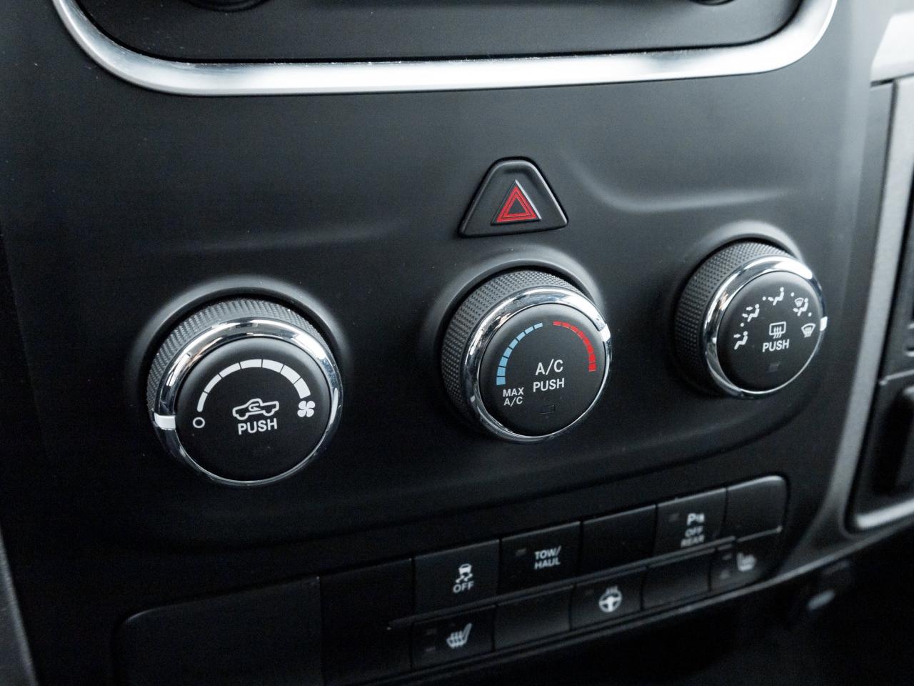 2023 RAM 1500 Classic EXPRESS Photo