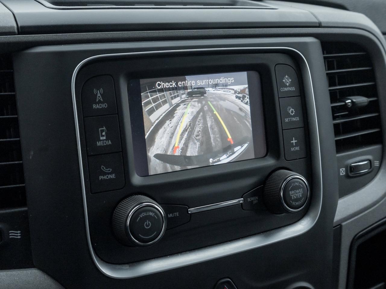 2023 RAM 1500 Classic EXPRESS Photo