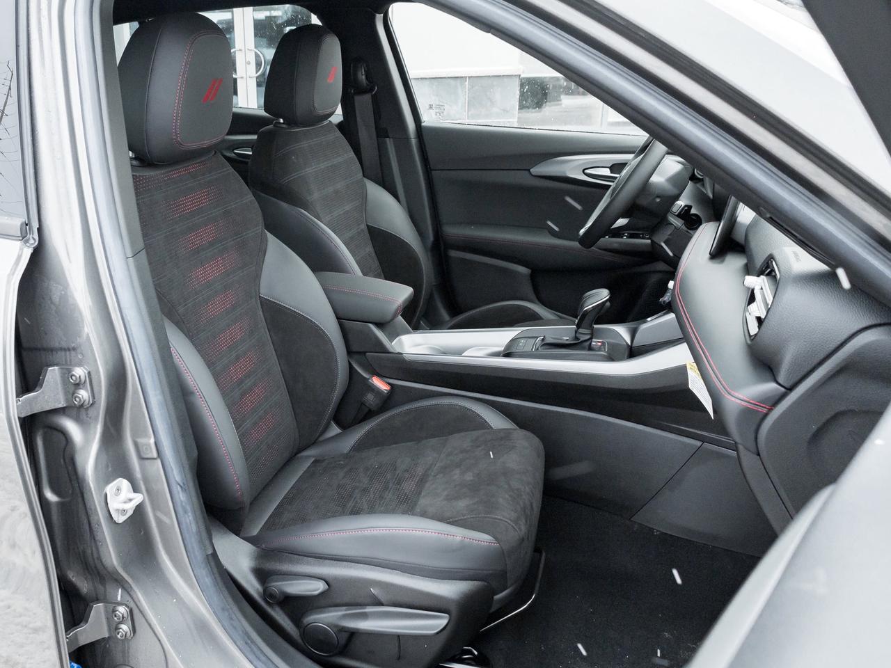 2023 Dodge Hornet GT Photo