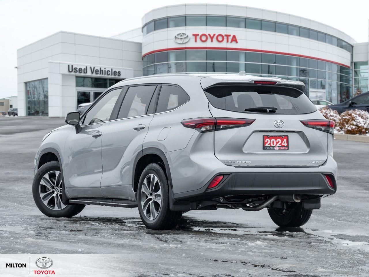 2024 Toyota Highlander XLE AWD LEATHER SUNROOF BLIND SPOT 8 PASSENGER ONE Photo