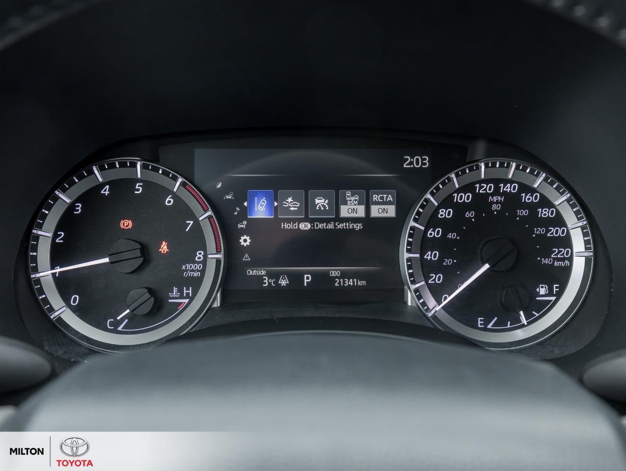 2024 Toyota Highlander XLE AWD LEATHER SUNROOF BLIND SPOT 8 PASSENGER ONE Photo