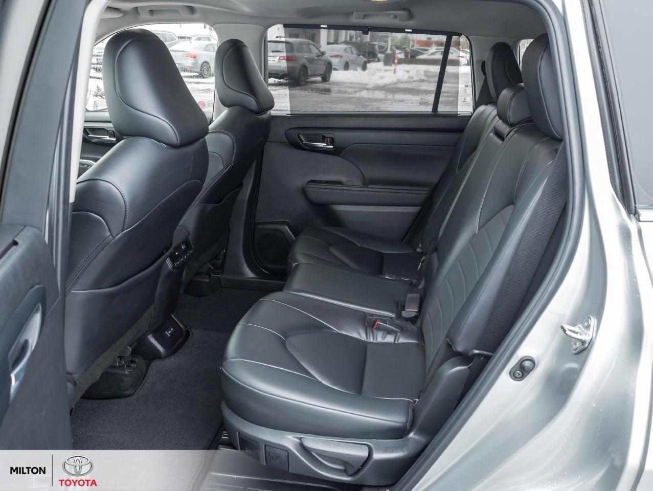 2024 Toyota Highlander XLE AWD LEATHER SUNROOF BLIND SPOT 8 PASSENGER ONE Photo