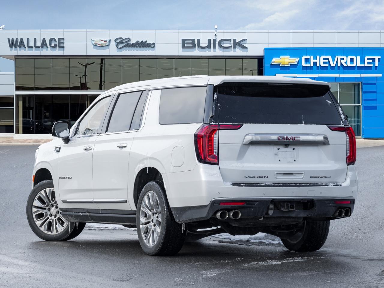 2022 GMC Yukon XL 4WD 4DR DENALI Photo