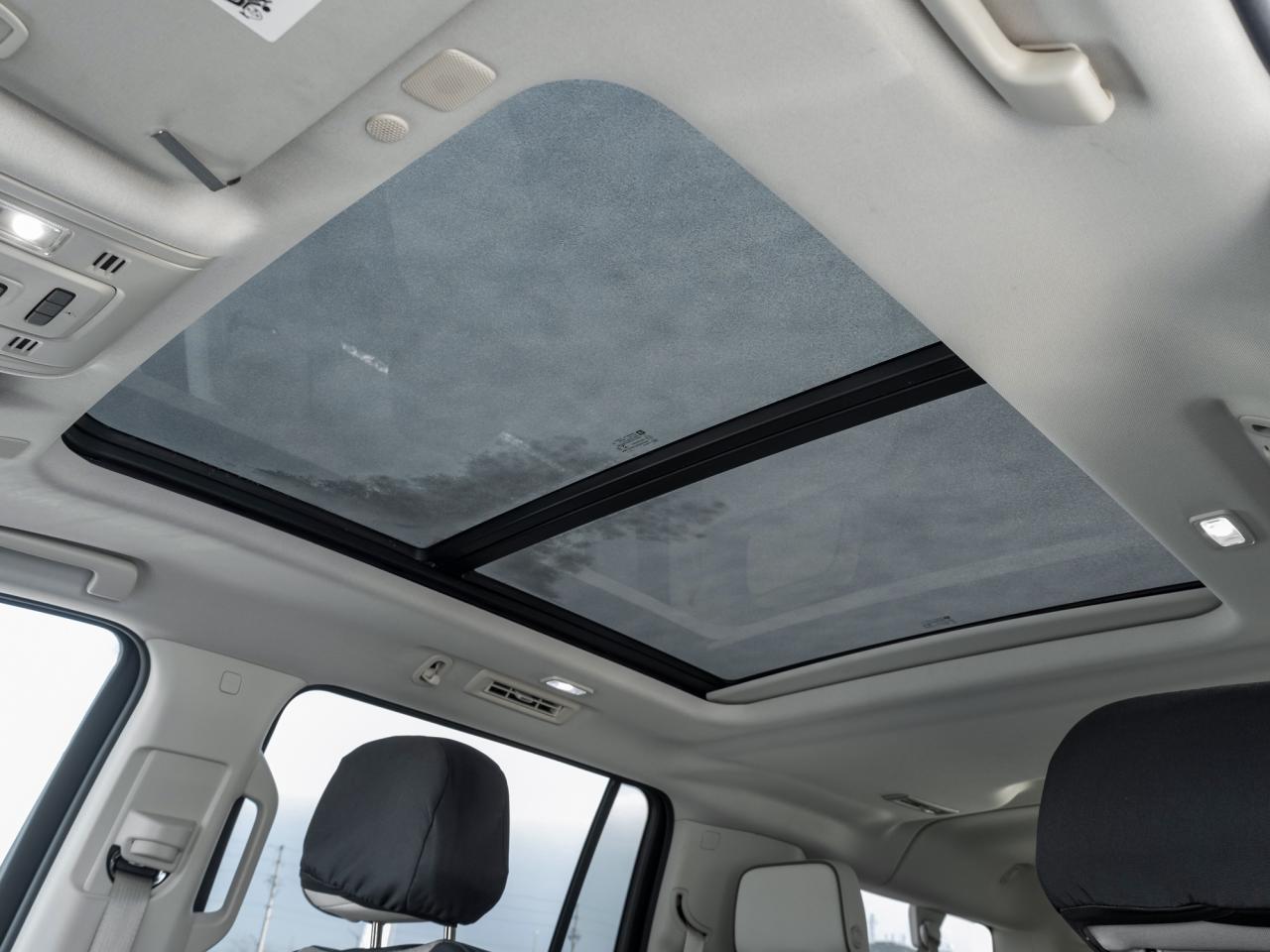 2022 GMC Yukon XL 4WD 4DR DENALI Photo