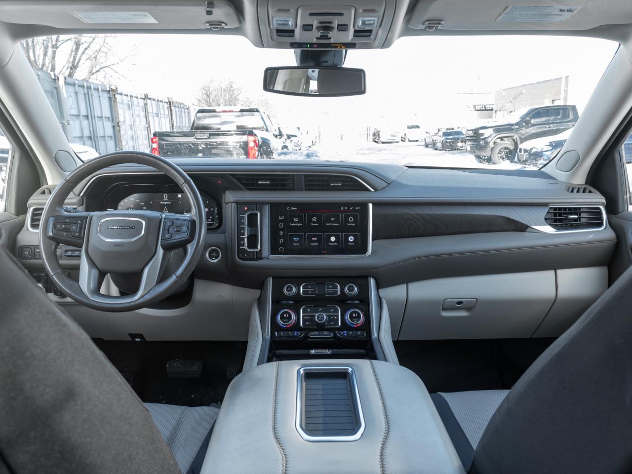 2022 GMC Yukon XL 4WD 4DR DENALI Photo