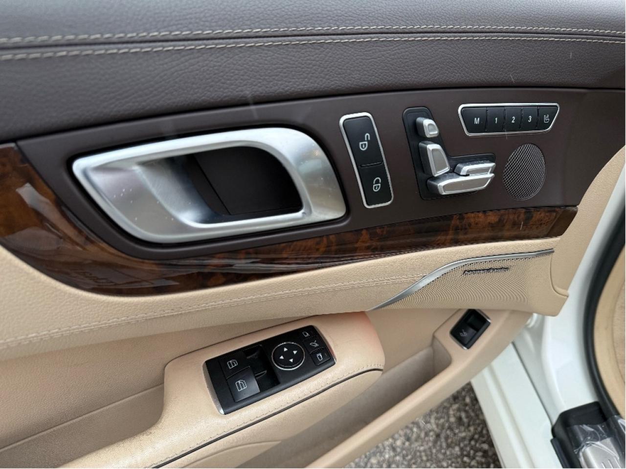 2013 Mercedes-Benz SL-Class SL 550 1 Owner CleanCarfax Loaded LowKMs Certified Photo