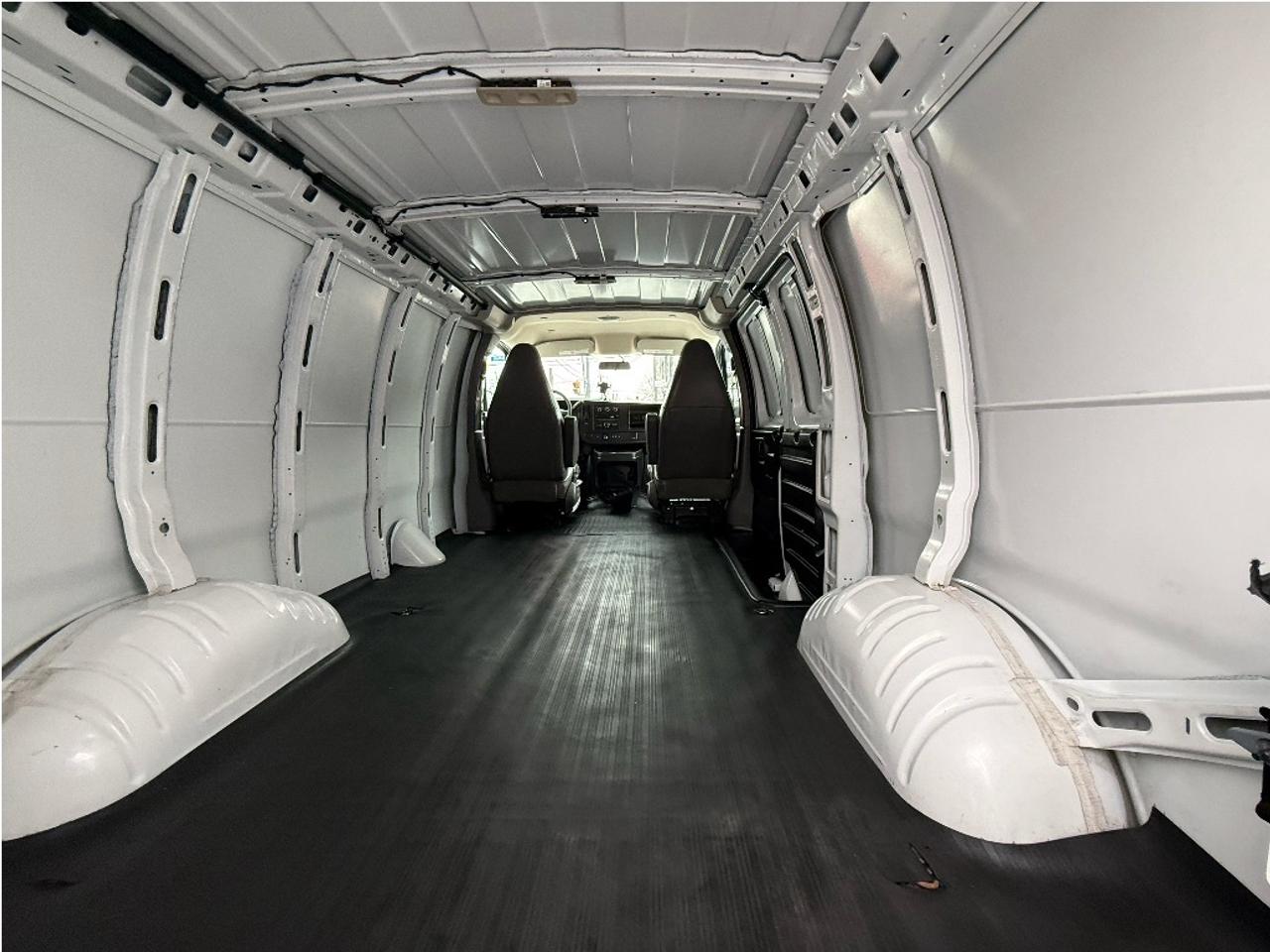 2022 Chevrolet Express 2500 2500 135 WheelBase BackUpCam Warranty Certified Photo