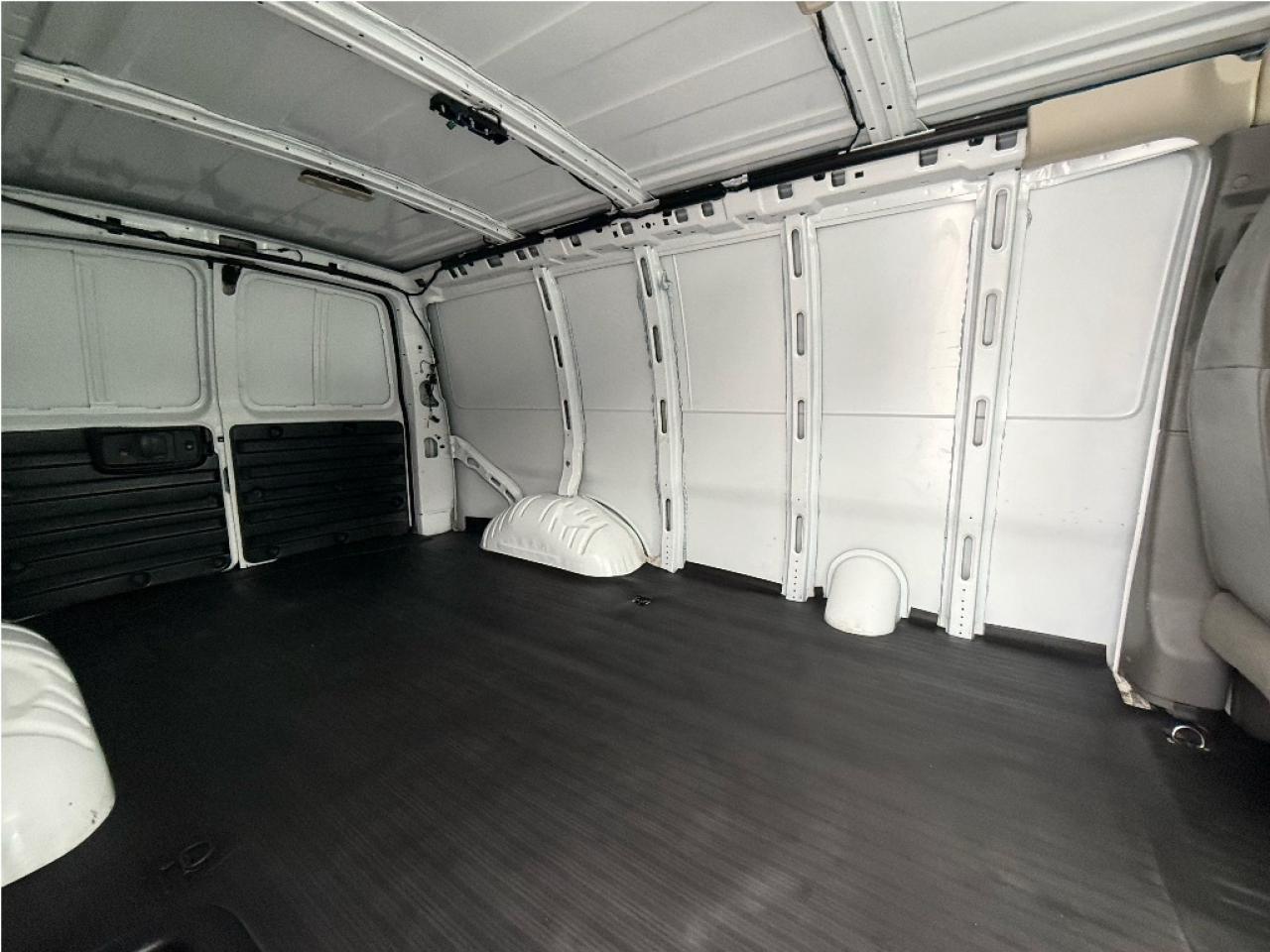 2022 Chevrolet Express 2500 2500 135 WheelBase BackUpCam Warranty Certified Photo