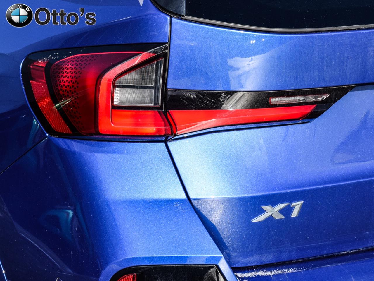 2023 BMW X1 xDrive28i M Sport Package Premium Essential Packag Photo