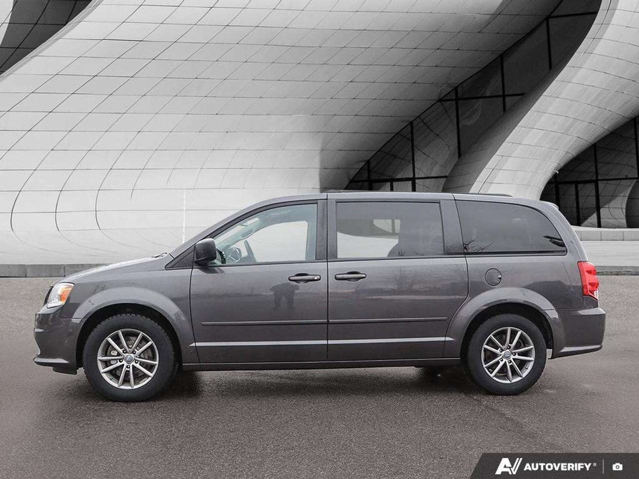 2017 Dodge Grand Caravan SXT Photo