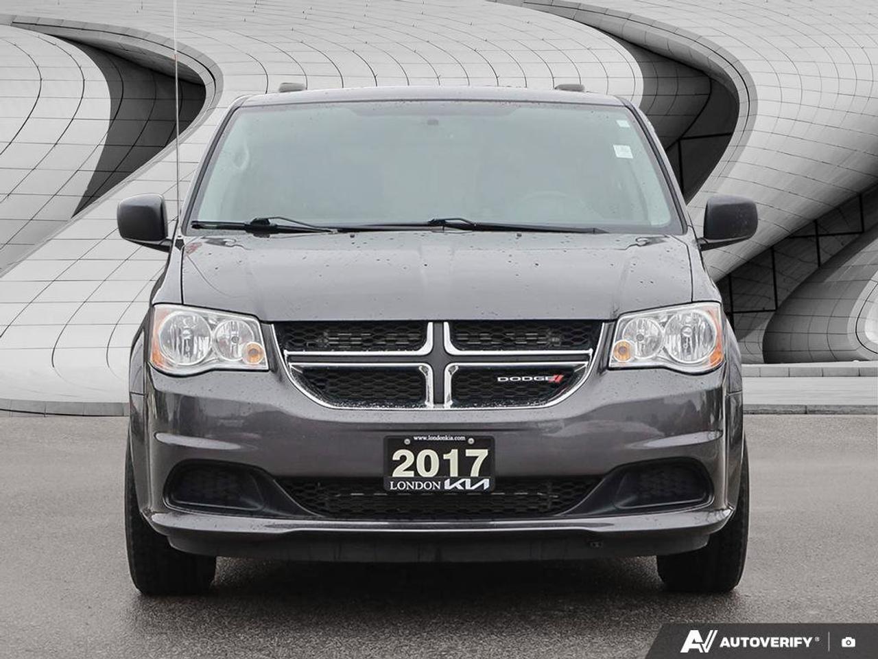 2017 Dodge Grand Caravan SXT Photo