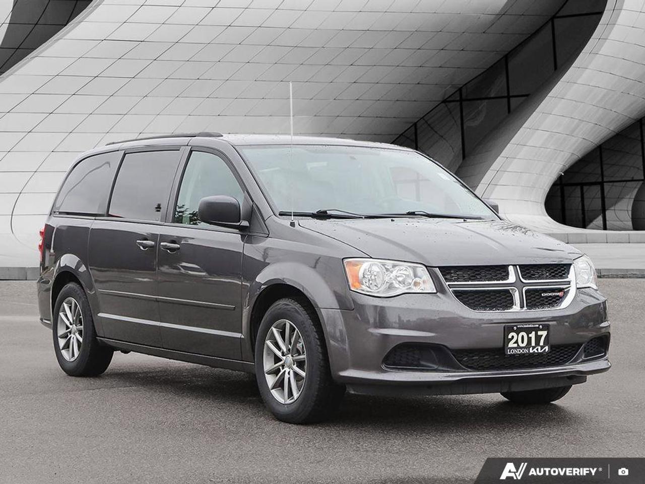 2017 Dodge Grand Caravan SXT Photo
