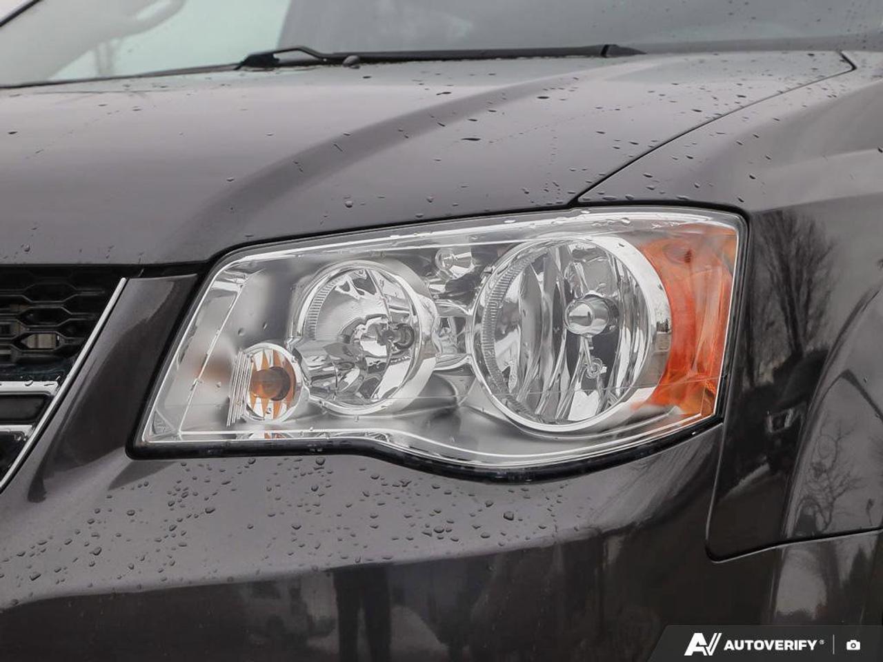 2017 Dodge Grand Caravan SXT Photo