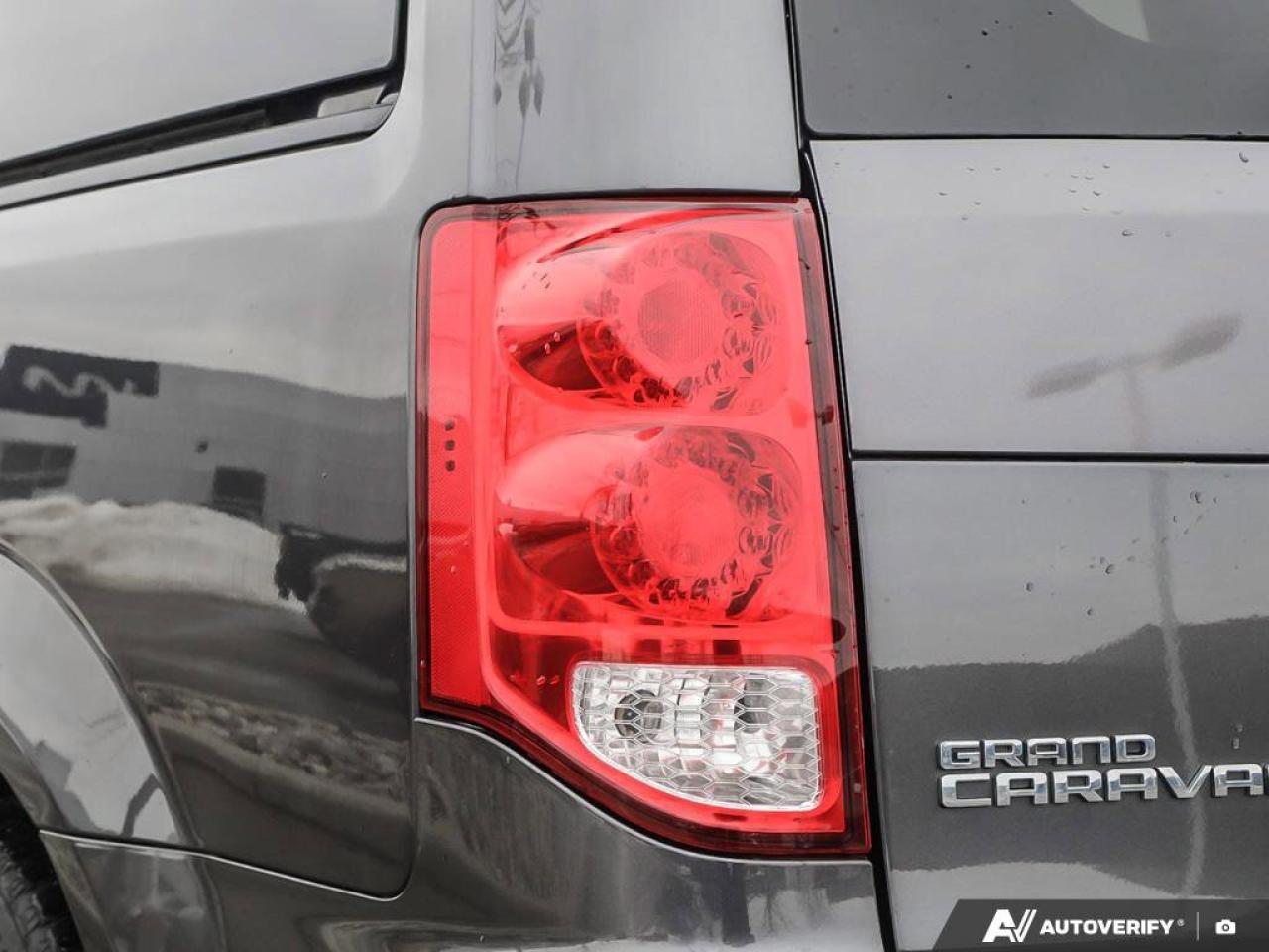 2017 Dodge Grand Caravan SXT Photo