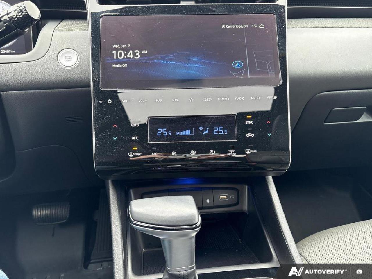 2024 Hyundai Santa Cruz Ultimate   CLEAN CARFAX   ONE OWNER   HEATED AND V Photo