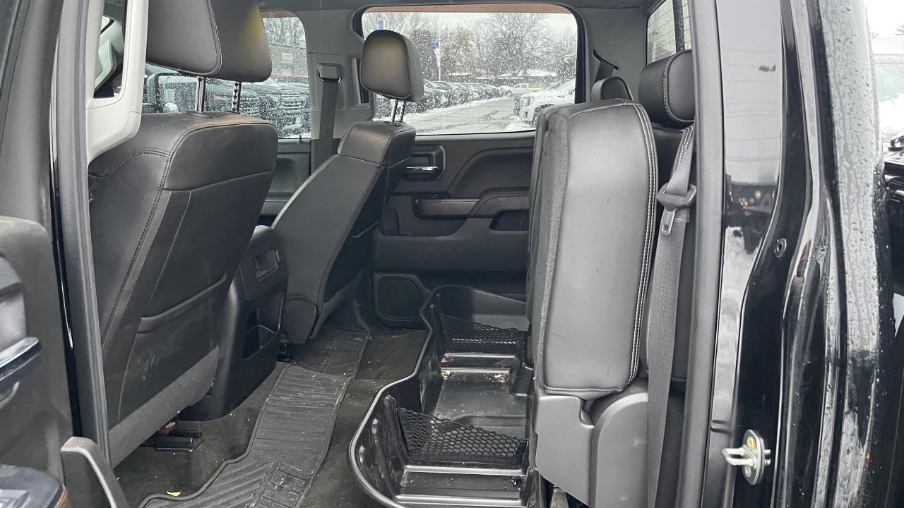 2018 GMC Sierra 3500HD Heavy-Duty Trailering PKG   Dually Photo4