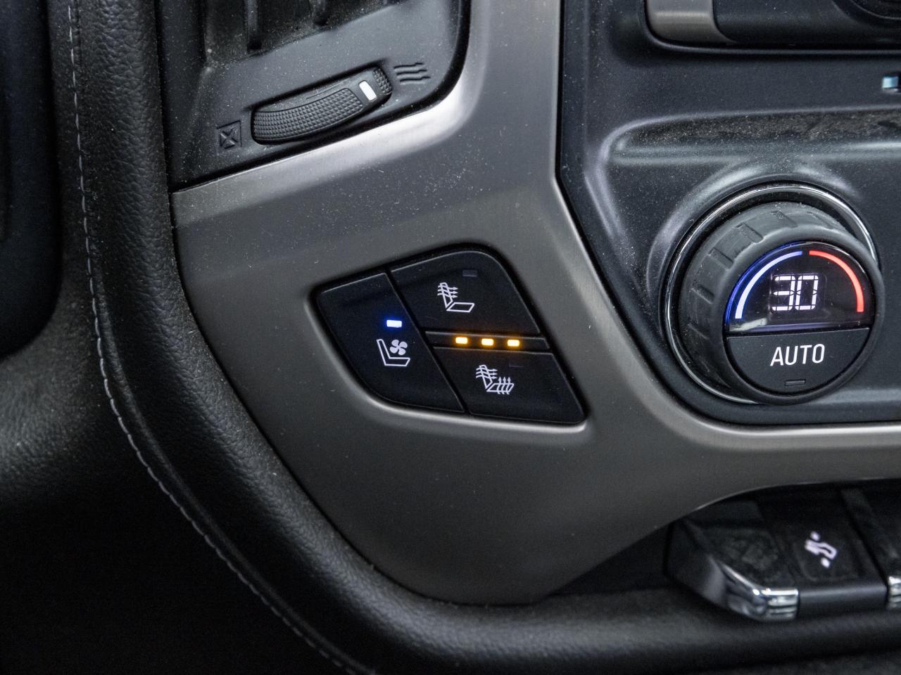 2018 GMC Sierra 3500HD SLT Crew Cab Long Box 4WD   Diesel   Dually Photo