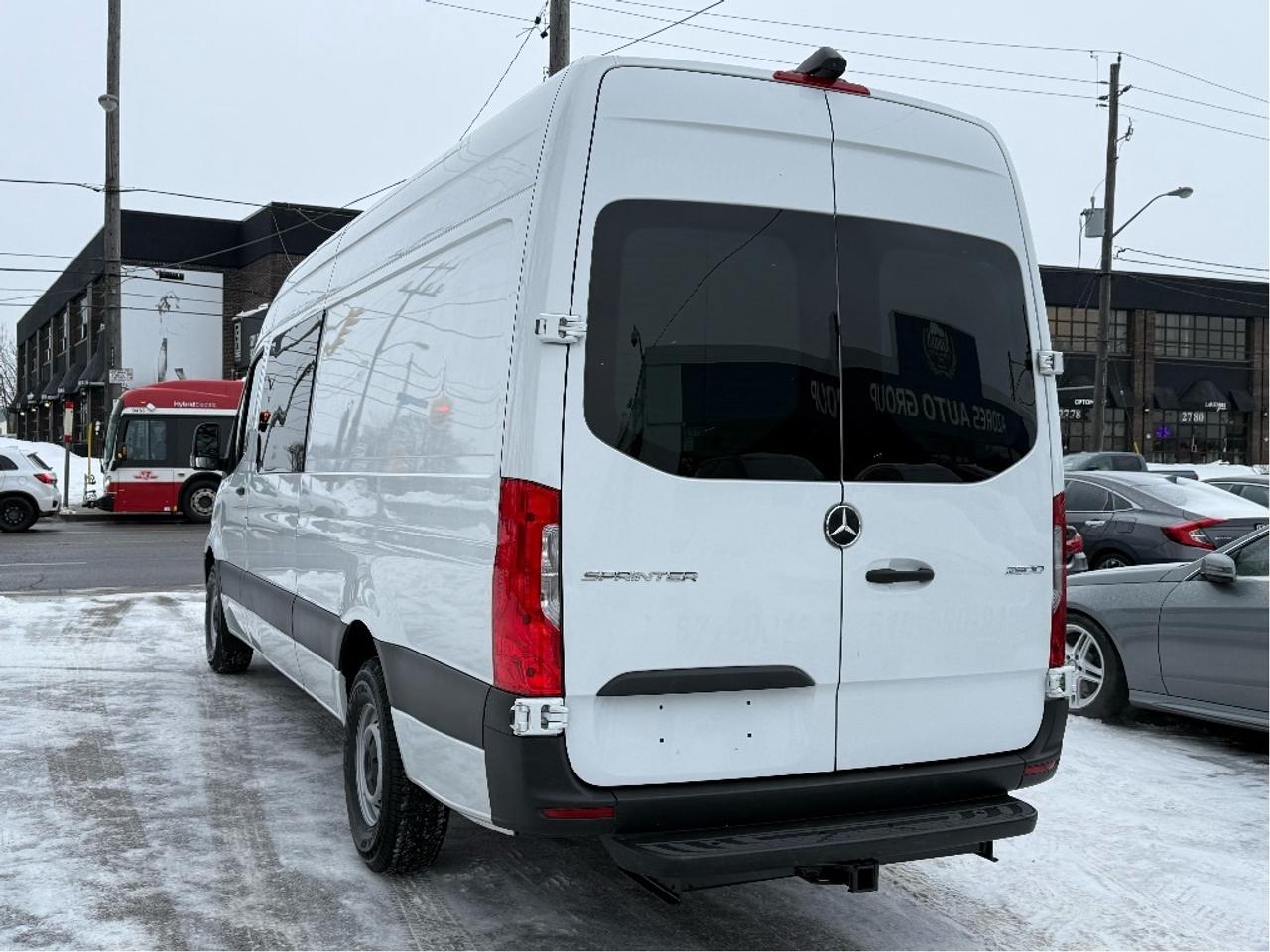 2022 Mercedes-Benz Sprinter Crew Van 5SeaterCrewVan 170 WheelBase Certified Loaded Photo