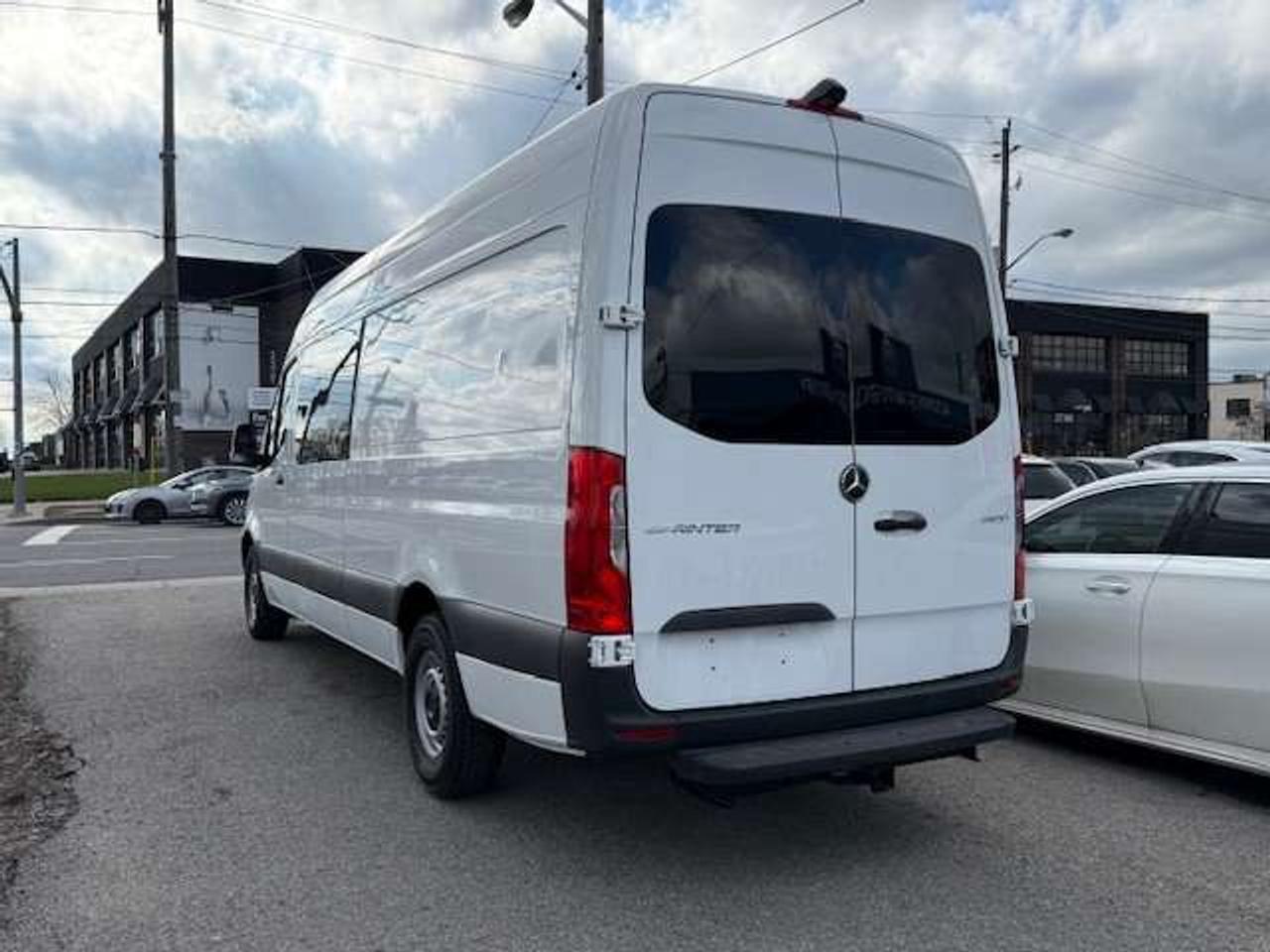 2022 Mercedes-Benz Sprinter 5SeaterCrewVan 170 WheelBase Certified Loaded Photo