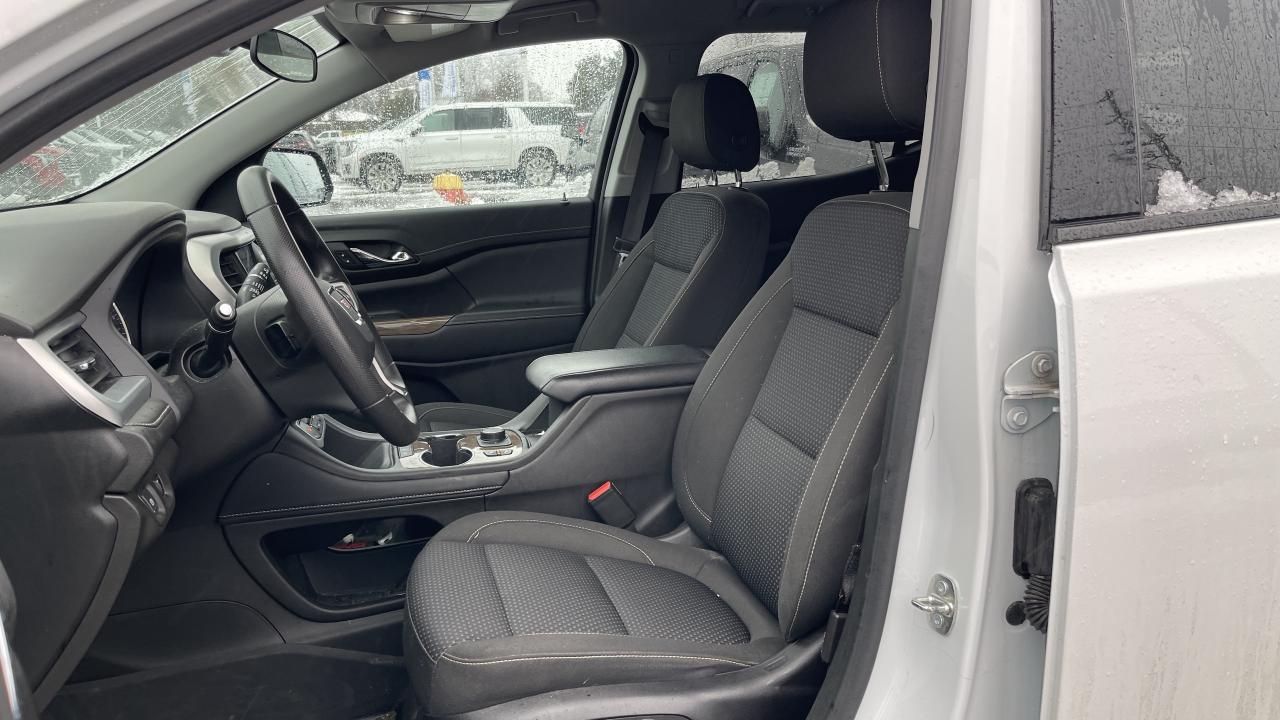 2023 GMC Acadia AWD, 3.6L V6, Dual Zone Climate, Trailer Package Photo