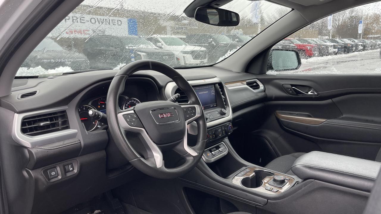 2023 GMC Acadia AWD, 3.6L V6, Dual Zone Climate, Trailer Package Photo