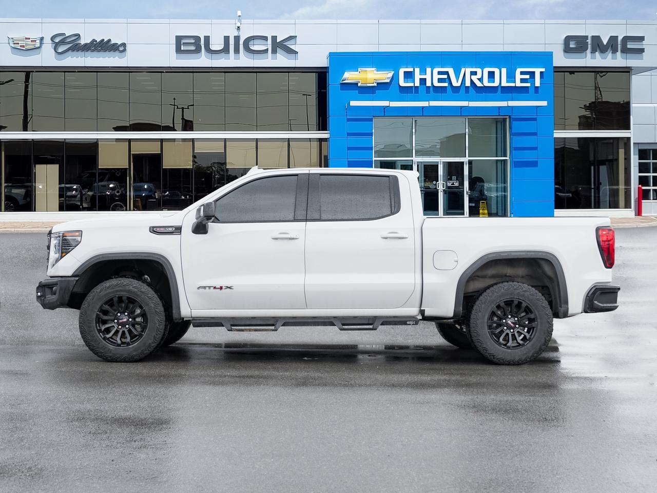 2023 GMC Sierra 1500 4WD Crew Cab 147  AT4X   Clean carfax   One Owner Photo