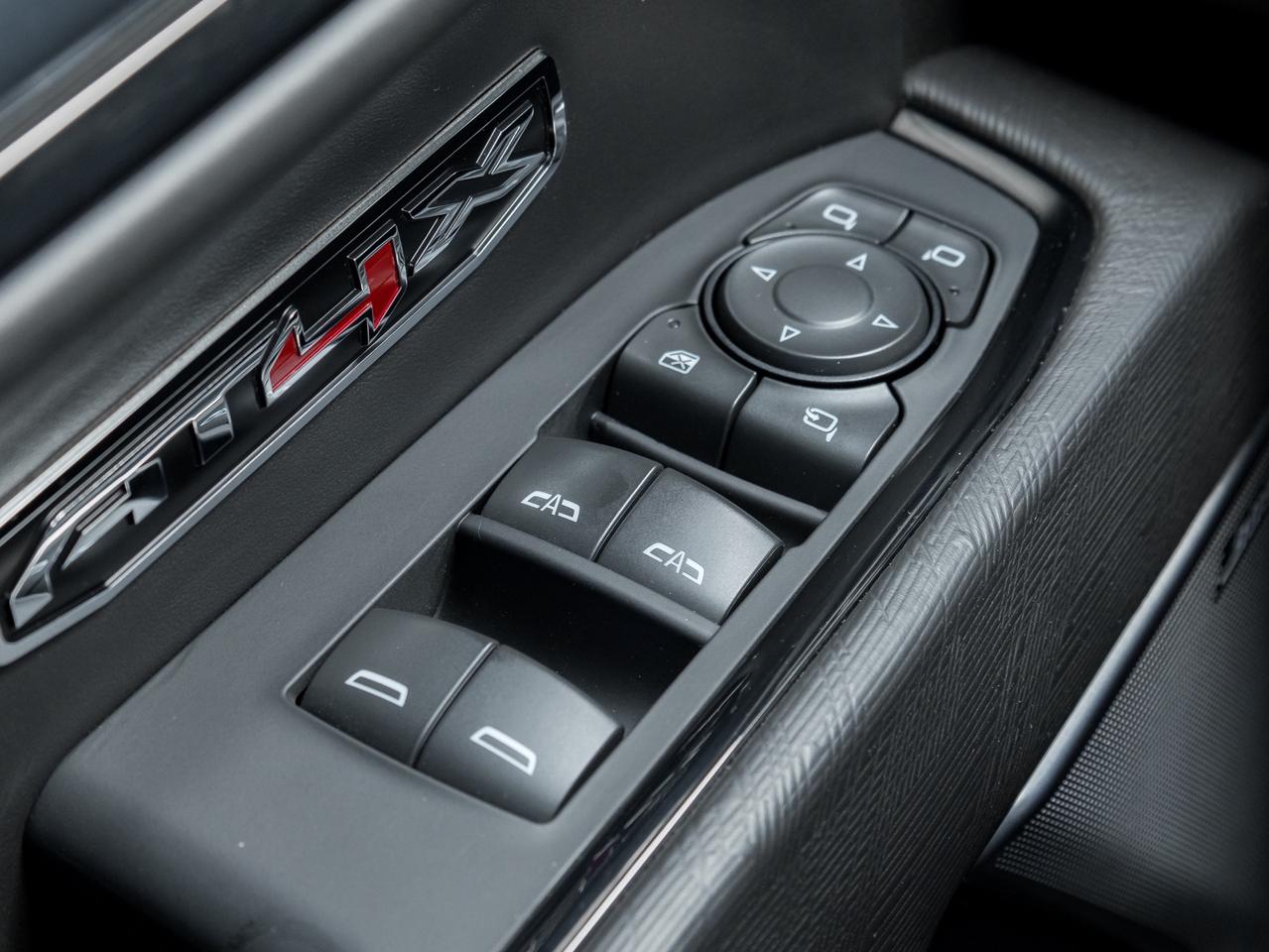 2023 GMC Sierra 1500 4WD Crew Cab 147  AT4X   Clean carfax   One Owner Photo