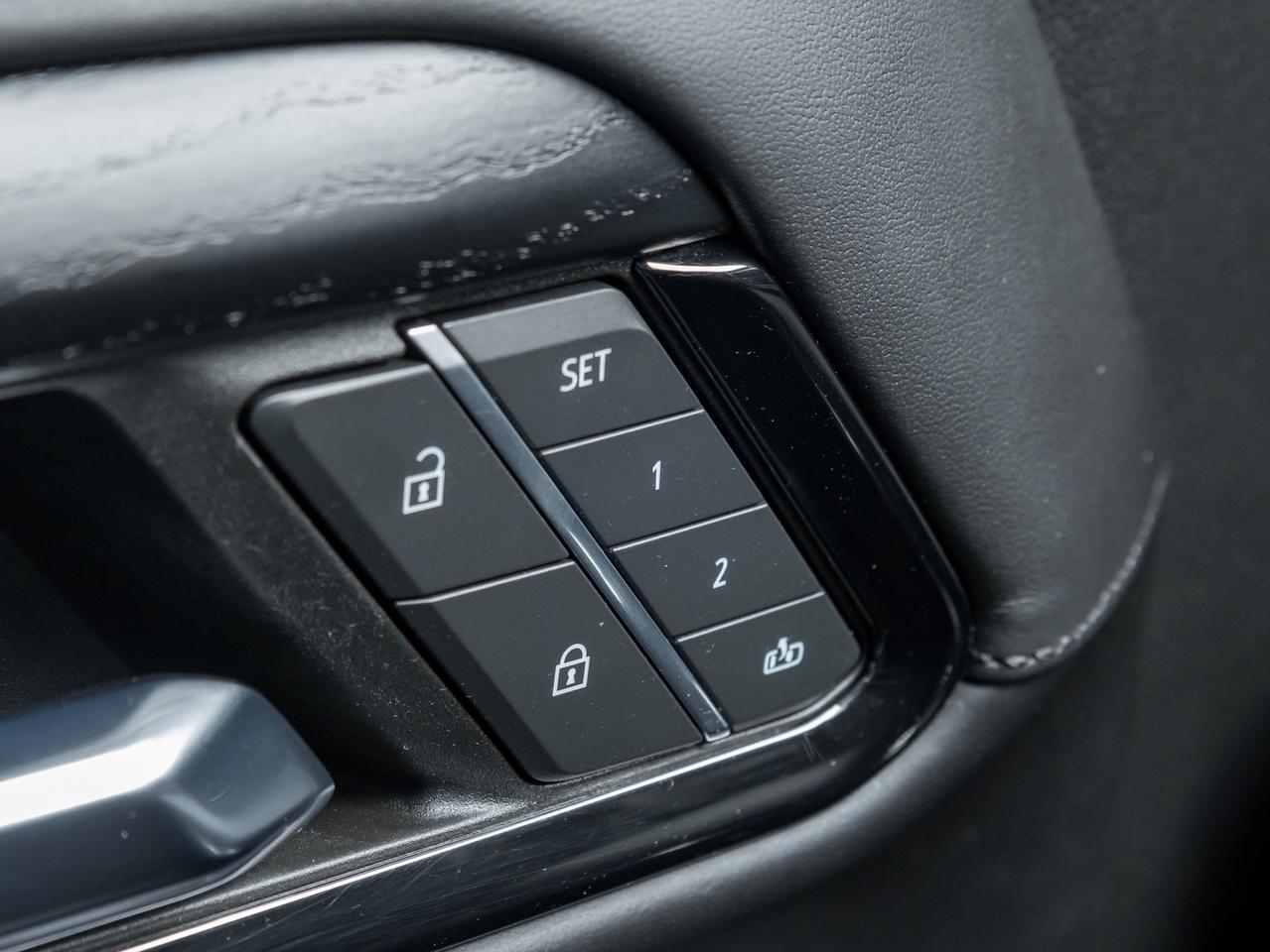 2023 GMC Sierra 1500 4WD Crew Cab 147  AT4X   Clean carfax   One Owner Photo