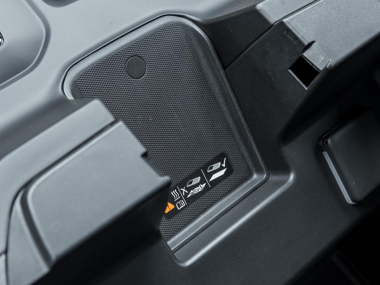 2023 GMC Sierra 1500 4WD Crew Cab 147  AT4X   Clean carfax   One Owner Photo