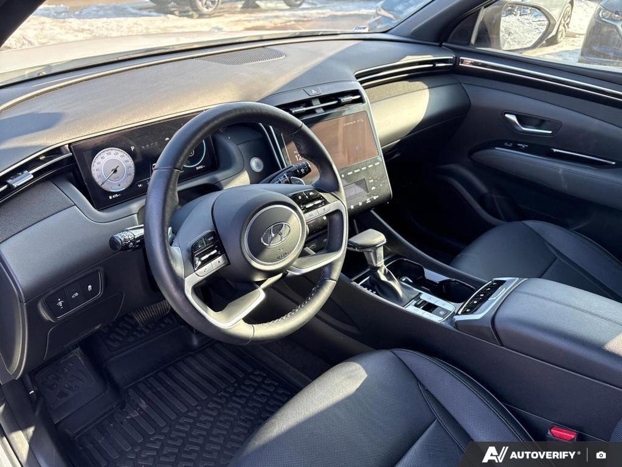 2024 Hyundai Santa Cruz Ultimate   CLEAN CARFAX   ONE OWNER   HEATED & VEN Photo