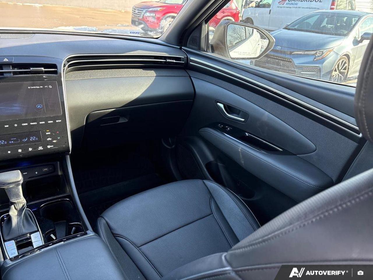 2024 Hyundai Santa Cruz Ultimate   CLEAN CARFAX   ONE OWNER   HEATED & VEN Photo