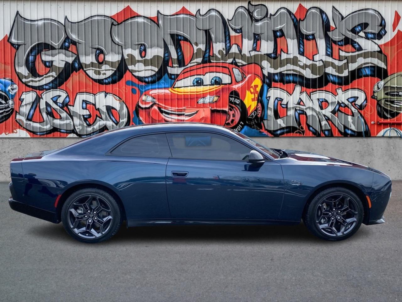 2025 Dodge Charger Daytona R-T AWD, REMOTE START, CLEAN CARFAX, ELECTRIC! Photo0