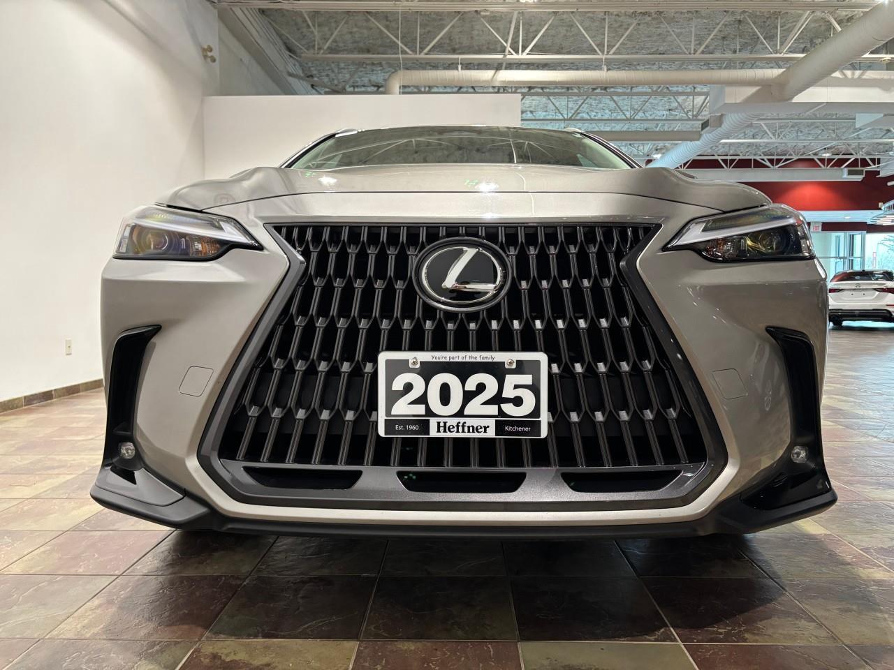 2025 Lexus NX 350h PREMIUM PACKAGE   LEXUS CERTIFIED PRE-OWNED   CARF Photo3